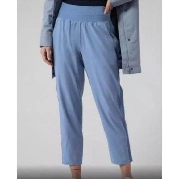 Athleta Womens Nolita Slim Tapered Crop Pant Size 10 Blue PullOn Commute Travel - Picture 1 of 11